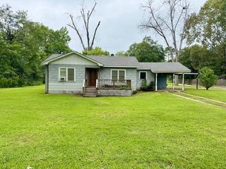 4715 SONNETT Drive, Pineville, LA 71405