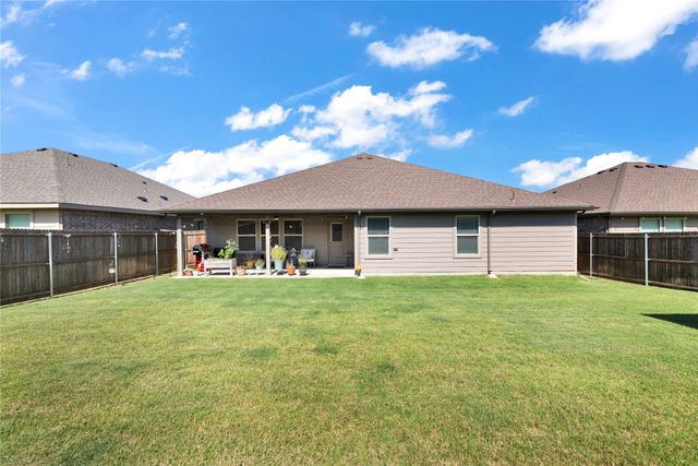 321 Valentine Court, Burleson, TX 76028