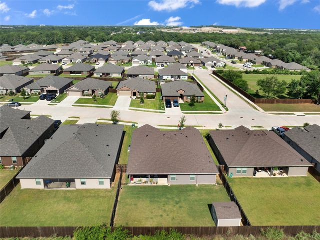321 Valentine Court, Burleson, TX 76028