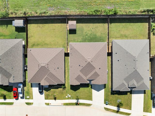 321 Valentine Court, Burleson, TX 76028