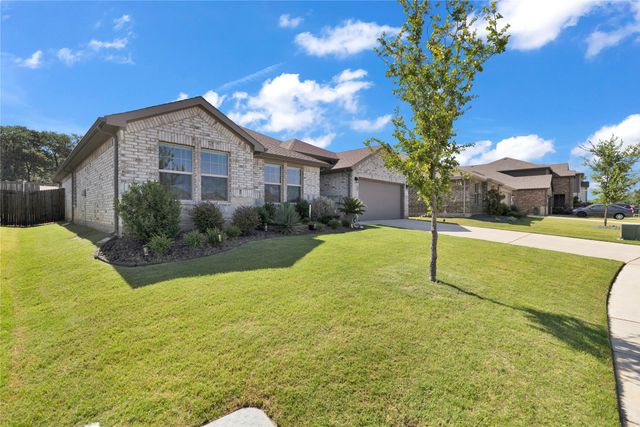 321 Valentine Court, Burleson, TX 76028