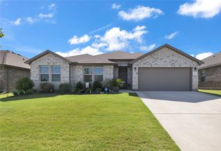 321 Valentine Court, Burleson, TX 76028