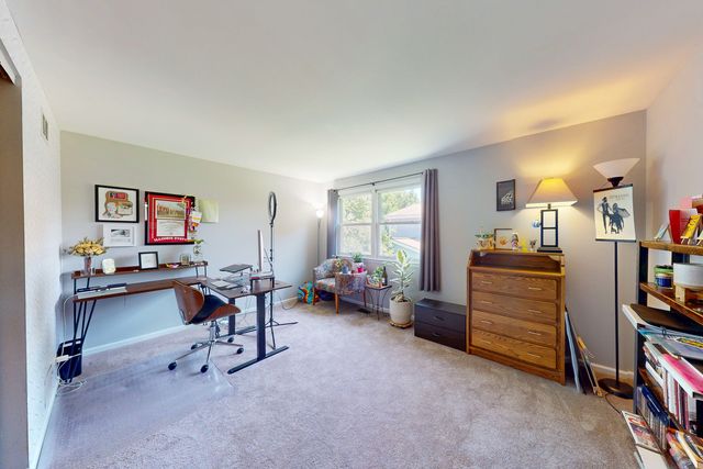 315 E Reseda Parkway, Palatine, IL 60067