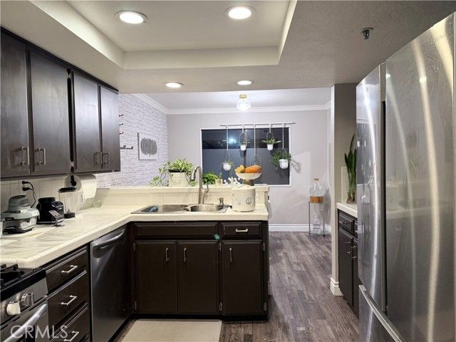 7735 Newman Avenue 104, Huntington Beach, CA 92647