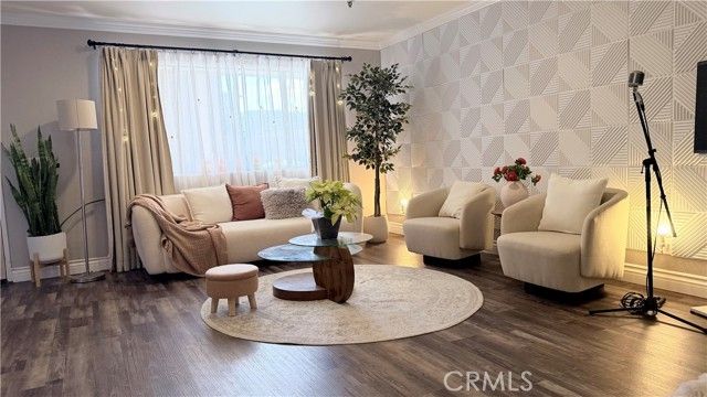 7735 Newman Avenue 104, Huntington Beach, CA 92647