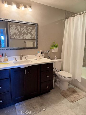 7735 Newman Avenue 104, Huntington Beach, CA 92647