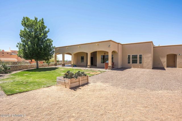 7671 Boulder Canyon Court, Las Cruces, NM 88011
