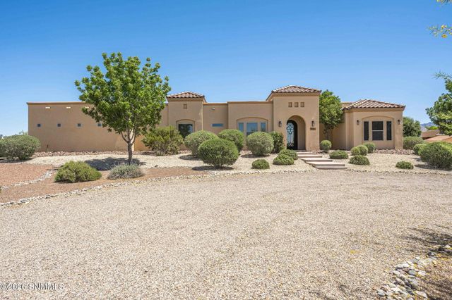 7671 Boulder Canyon Court, Las Cruces, NM 88011