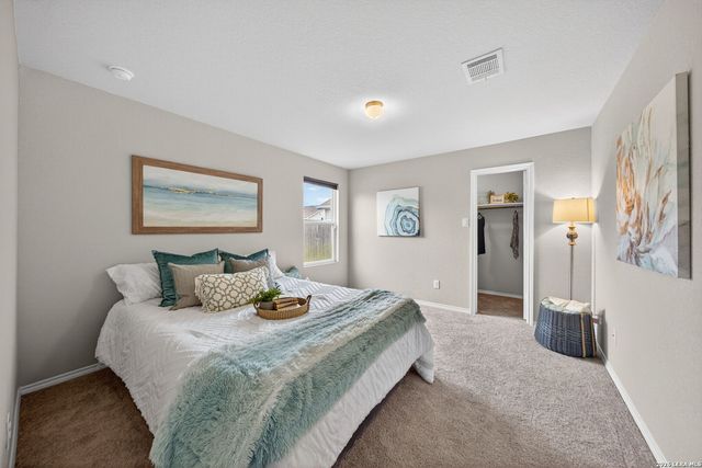 9811 Marbach Hill, San Antonio, TX 78245