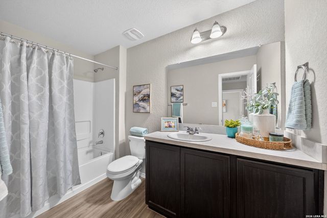 9811 Marbach Hill, San Antonio, TX 78245