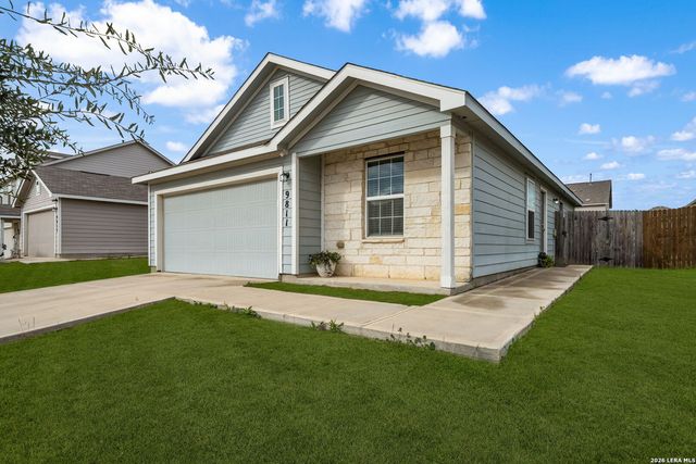 9811 Marbach Hill, San Antonio, TX 78245