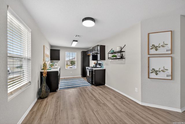 9811 Marbach Hill, San Antonio, TX 78245