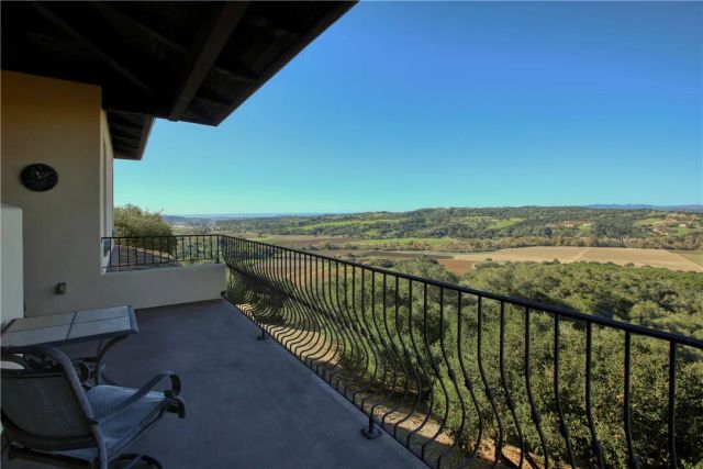 775 Avenida Alcola, Arroyo Grande, CA 93420