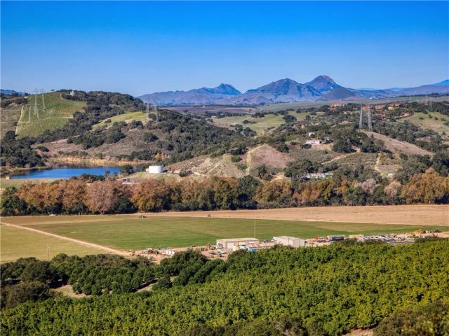 775 Avenida Alcola, Arroyo Grande, CA 93420