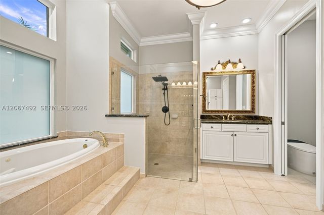 3829 Gulfstream Way, Davie, FL 33328