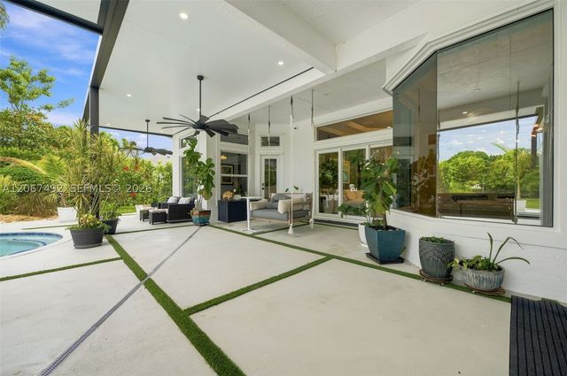 3829 Gulfstream Way, Davie, FL 33328