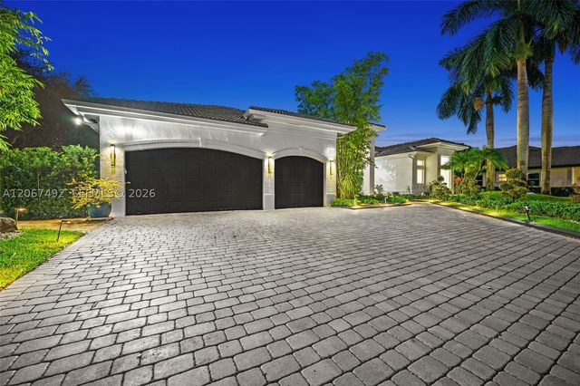 3829 Gulfstream Way, Davie, FL 33328