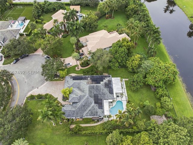 3829 Gulfstream Way, Davie, FL 33328