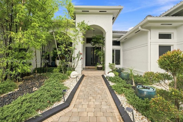 3829 Gulfstream Way, Davie, FL 33328