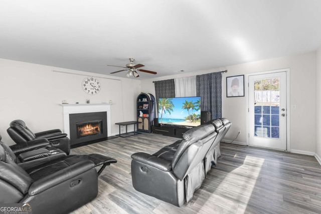 3686 Campbell Creek Circle, Snellville, GA 30039