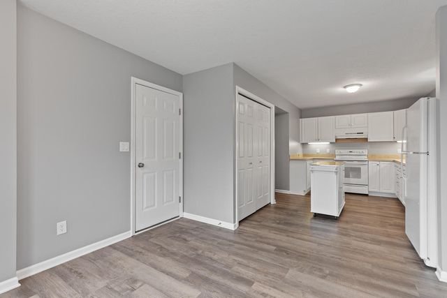 500 Richlyn Drive, Adrian, MI 49221