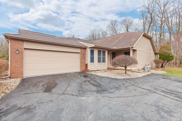 500 Richlyn Drive, Adrian, MI 49221