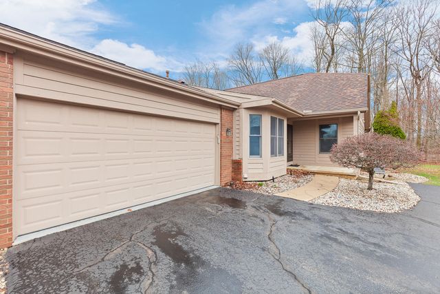 500 Richlyn Drive, Adrian, MI 49221