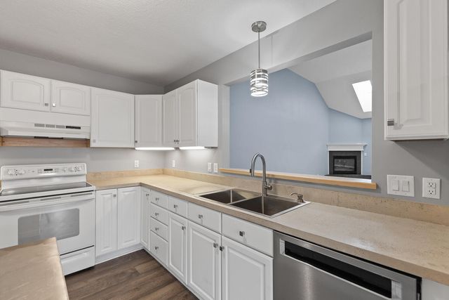 500 Richlyn Drive, Adrian, MI 49221