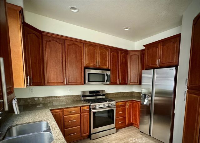 32 Melrose Drive, Mission Viejo, CA 92692