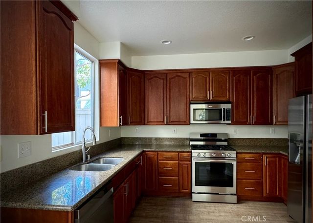 32 Melrose Drive, Mission Viejo, CA 92692