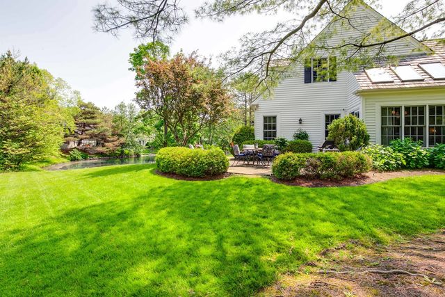 270 S South Shore Lane, Lake Forest, IL 60045