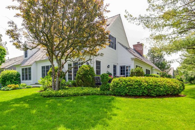 270 S South Shore Lane, Lake Forest, IL 60045