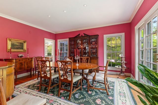 270 S South Shore Lane, Lake Forest, IL 60045