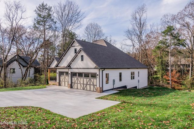 211 Chatuga Way, Loudon, TN 37774