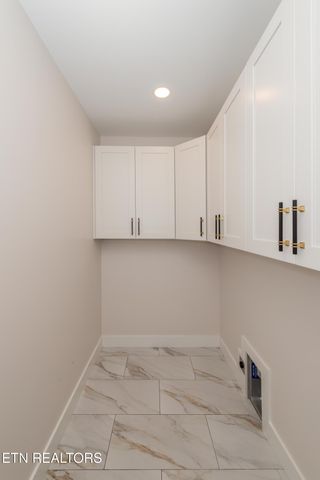 211 Chatuga Way, Loudon, TN 37774