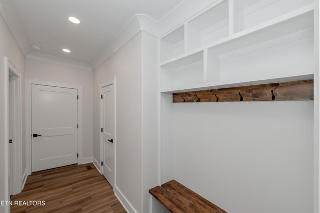 211 Chatuga Way, Loudon, TN 37774