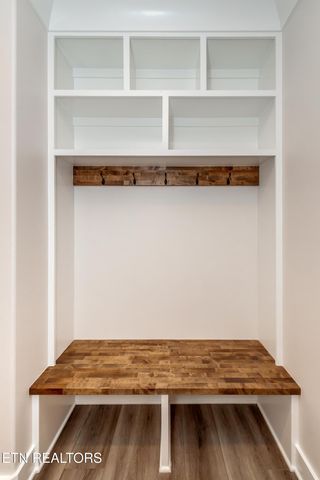 211 Chatuga Way, Loudon, TN 37774