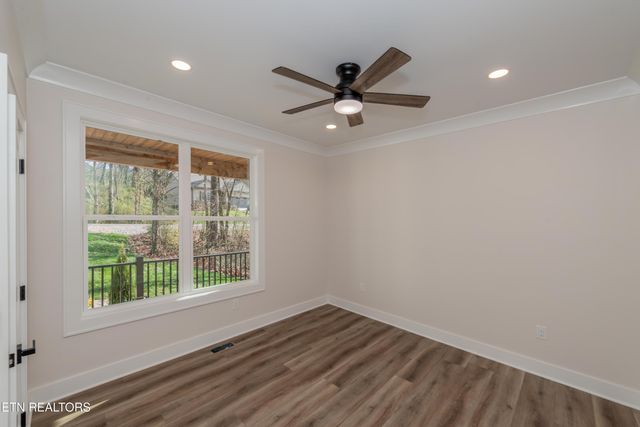 211 Chatuga Way, Loudon, TN 37774