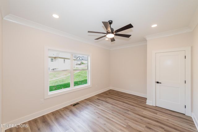 211 Chatuga Way, Loudon, TN 37774