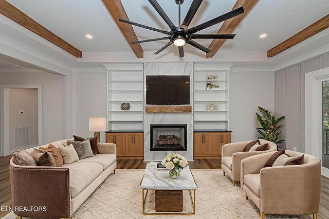 211 Chatuga Way, Loudon, TN 37774