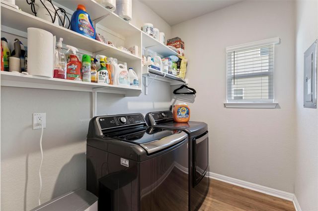 323 Windy Reed RD, Hutto, TX 78634