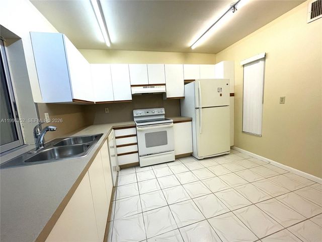 16924 SW 112th Ct V3342, Miami, FL 33157