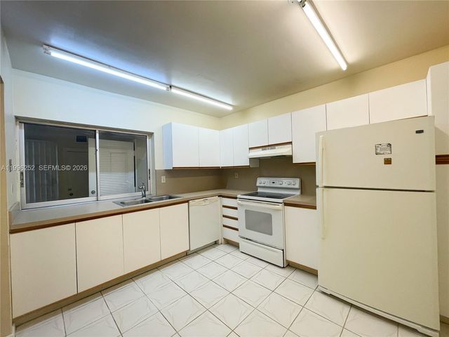 16924 SW 112th Ct V3342, Miami, FL 33157