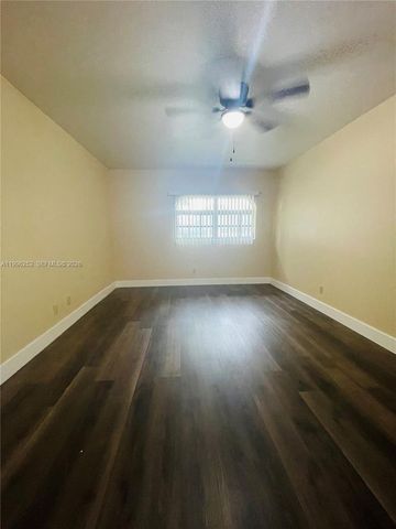 16924 SW 112th Ct V3342, Miami, FL 33157