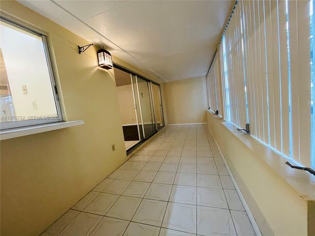 16924 SW 112th Ct V3342, Miami, FL 33157