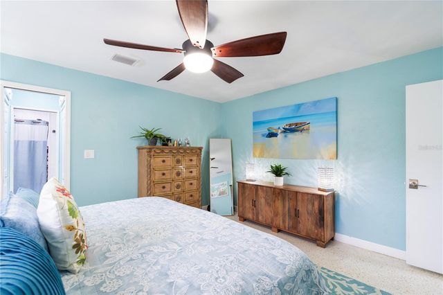 3342 40TH STREET N, St Petersburg, FL 33713