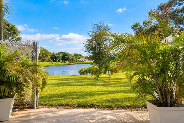 3342 40TH STREET N, St Petersburg, FL 33713