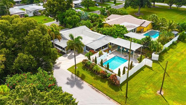 3342 40TH STREET N, St Petersburg, FL 33713