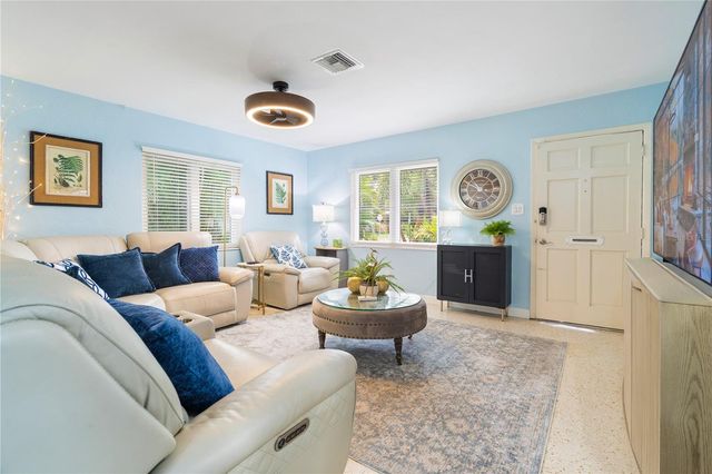 3342 40TH STREET N, St Petersburg, FL 33713
