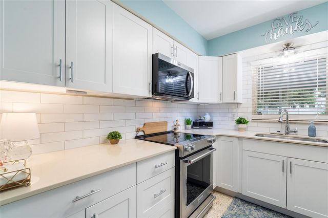 3342 40TH STREET N, St Petersburg, FL 33713